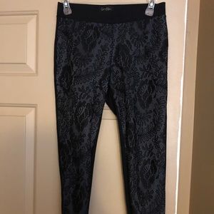 Jessica Simpson Lace overlay leggings in Large
